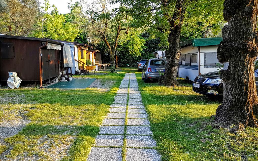 Camping Pilzone Iseo Exterior photo